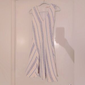 Tory Burch Dress size 2- worn once- like new!